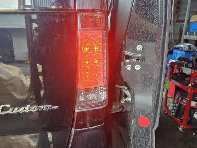 Ｎ－ＢＯＸ 右テールランプ DBA-JF1 33501-TY0-J51