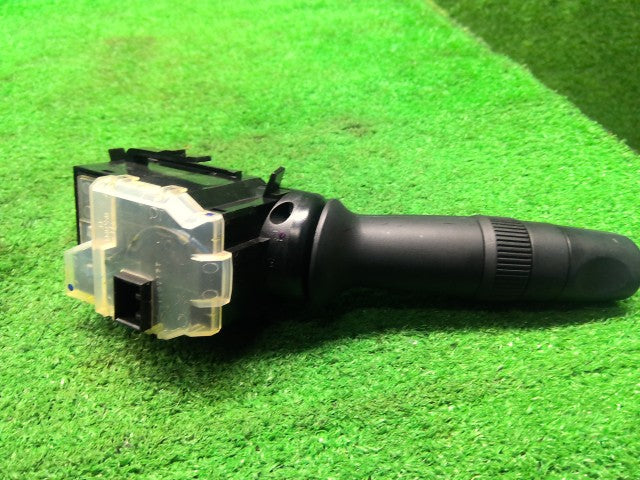 Ｎ－ＢＯＸ ワイパースイッチ DBA-JF1 35256-T0A-J11