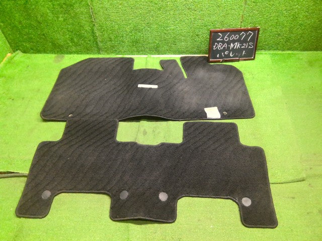 パレット フロアマット DBA-MK21S