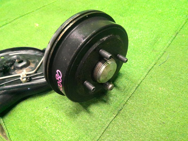 マーチ ＲアクスルホーシングＡＳＳＹ DBA-AK12 55501-4V00B