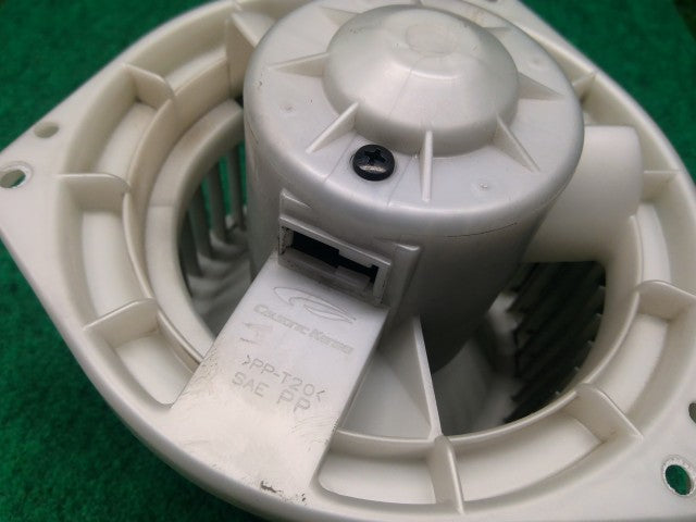 【中古】セレナ DAA-HFC26 ヒーターブロアモーター 27375-5TA1A