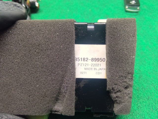 【中古】セレナ DAA-HFC26 日産 純正