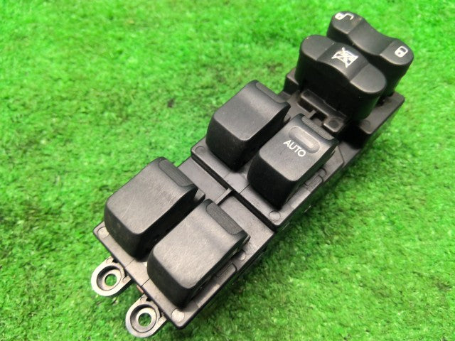 Ｒ２ パワーウインドウスイッチ CBA-RC2 83071KG040