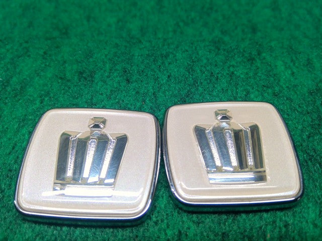 【中古】クラウン DAA-AWS210 エンブレム 75371-30220