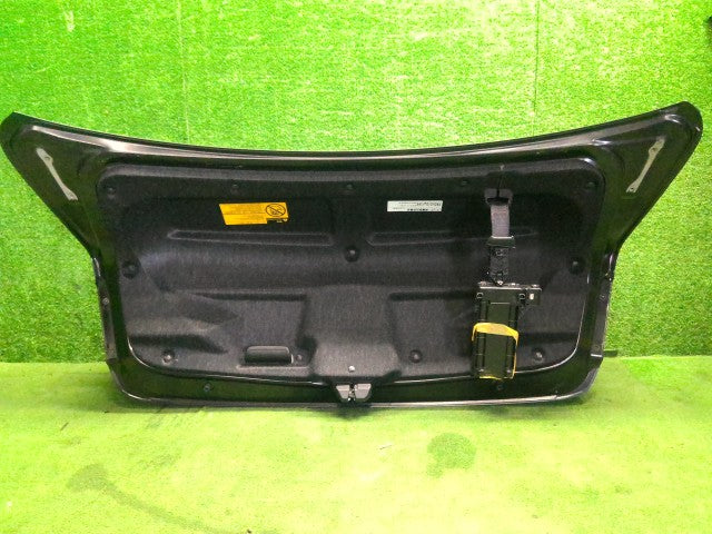 【中古】クラウン DAA-AWS210 トランクリッド 64401-30D30