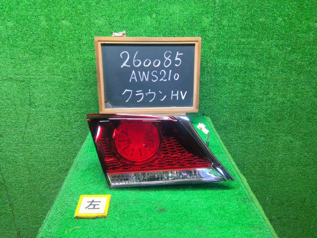 【中古】クラウン DAA-AWS210 左フィニッシャーランプ テールランプ