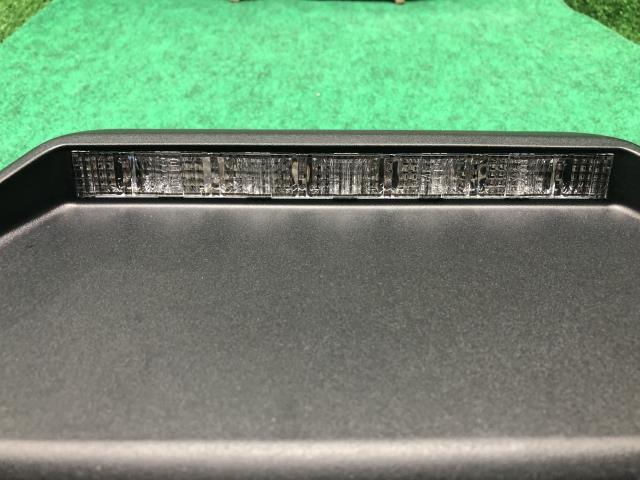 【中古】クラウン DAA-AWS210 ハイマウントストップランプ 81006-30100-C0