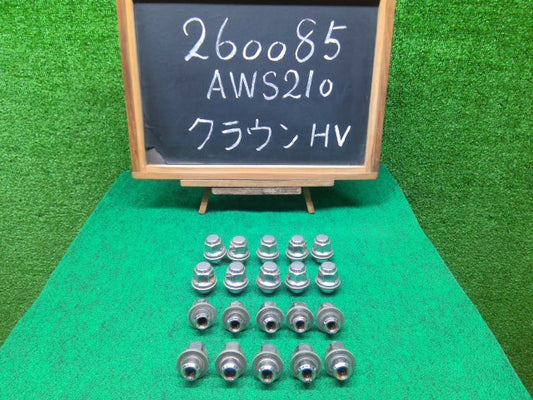 【中古】クラウン DAA-AWS210 ホイールナット 1台分