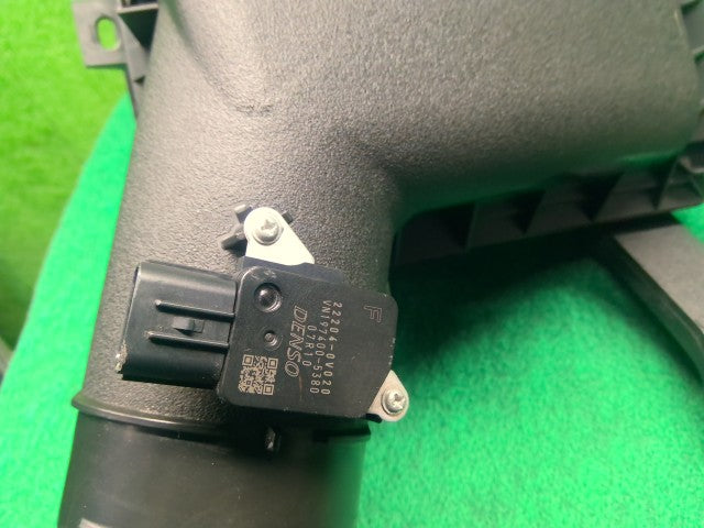 【中古】クラウン DAA-AWS210 エアクリーナーＡＳＳＹ 17700-36300