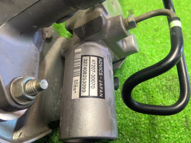 【中古】クラウン DAA-AWS210 ＡＢＳアクチュエーター 44050-30250