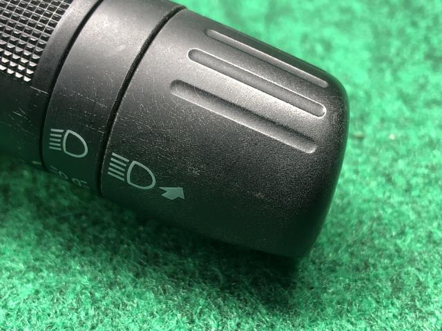 【中古】クラウン DAA-AWS210 ディマースイッチ 84140-33230