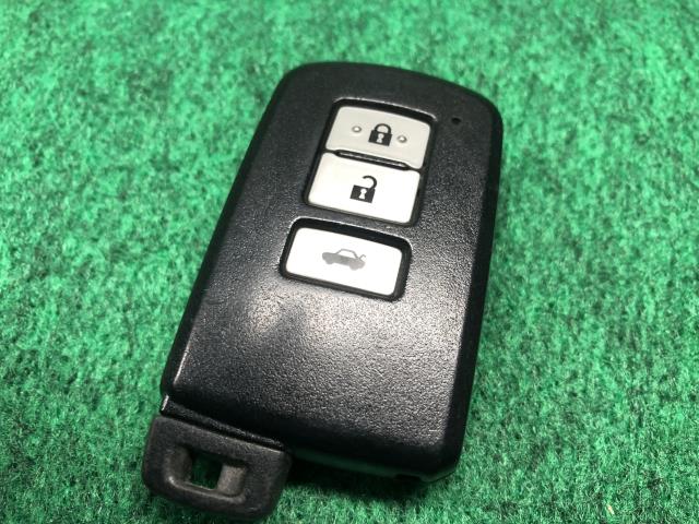 【中古】クラウン DAA-AWS210 キーレスリモコン 89904-30F00