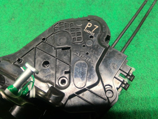 【中古】クラウン DAA-AWS210 右リアドアロックソレノイド 69050-30530