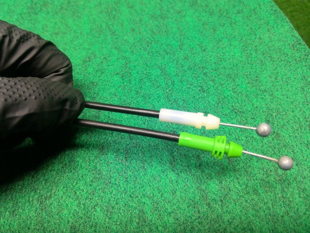 【中古】クラウン DAA-AWS210 右リアドアロックソレノイド 69050-30530