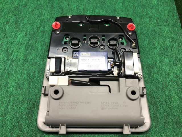【中古】クラウン DAA-AWS210 ルームランプ 81260-30G40-B0