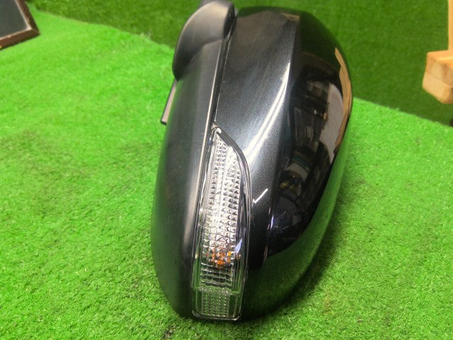 アクア 左サイドミラー DAA-NHP10 87940-52F30