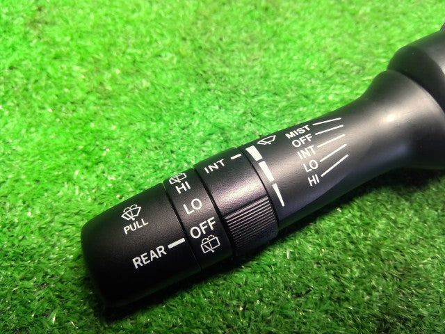 アクア ワイパースイッチ DAA-NHP10 84652-42132
