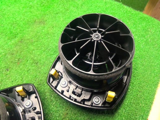 アクア エアコン吹き出し口 DAA-NHP10 55011-52040-C2