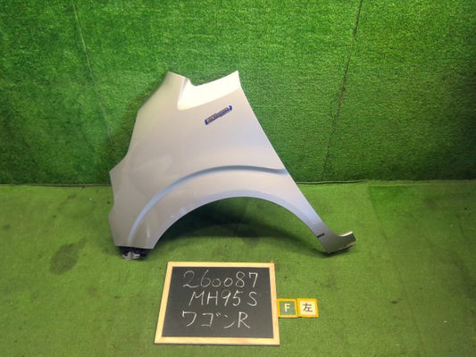 ワゴンＲ 左Ｆフェンダー 5AA-MH95S 57711-63R10