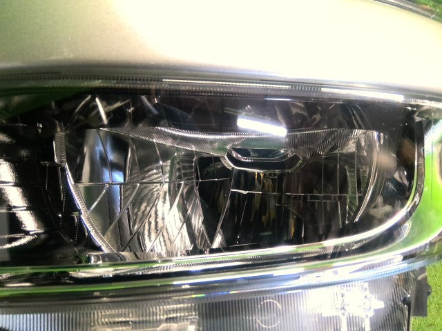 ワゴンＲ 左ヘッドランプＡＳＳＹ 5AA-MH95S 35320-63R10