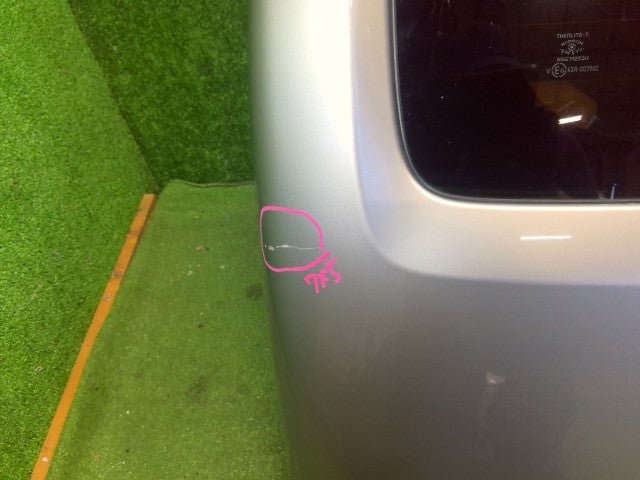 ワゴンＲ バックドアＡＳＳＹ 5AA-MH95S 69100-63R10