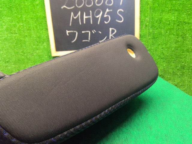 ワゴンＲ アームレスト 5AA-MH95S 85501-63R00-CPN