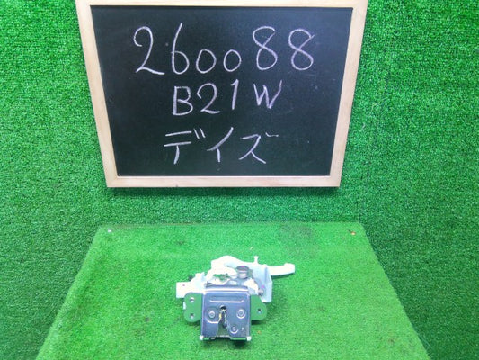 【中古】デイズ DBA-B21W バックドアロックソレノイド 90502-6A00E