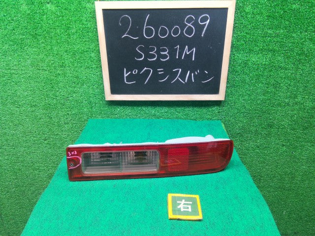 【中古】ピクシス EBD-S331M 右テールランプ 81550-B5020