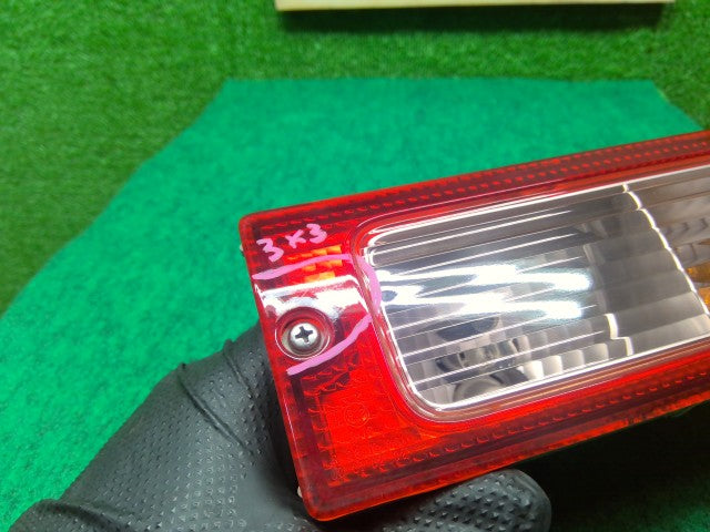 【中古】ピクシス EBD-S331M 右テールランプ 81550-B5020