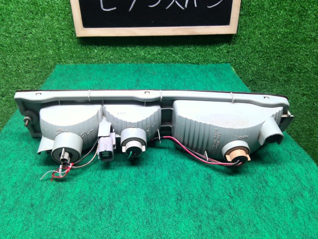 【中古】ピクシス EBD-S331M 左テールランプ 81560-B5020