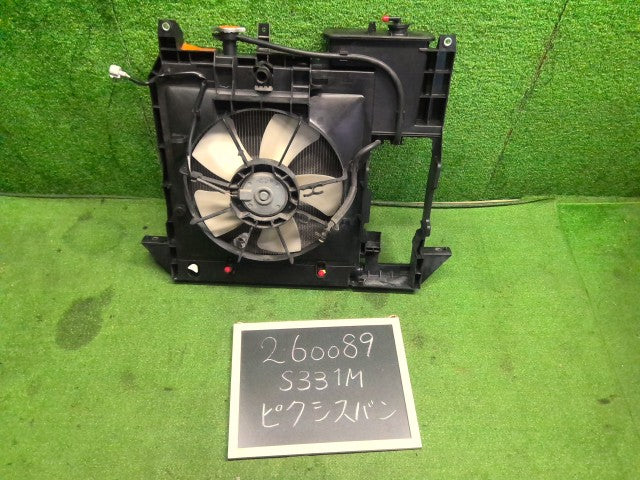 【中古】ピクシス EBD-S331M ラジエータ 53211-B5011
