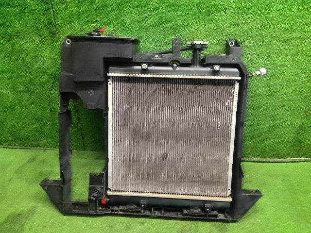 【中古】ピクシス EBD-S331M ラジエータ 53211-B5011