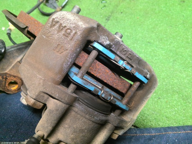 【中古】ピクシス EBD-S331M 右フロントナックルハブＡＳＳＹ 43211-B5041