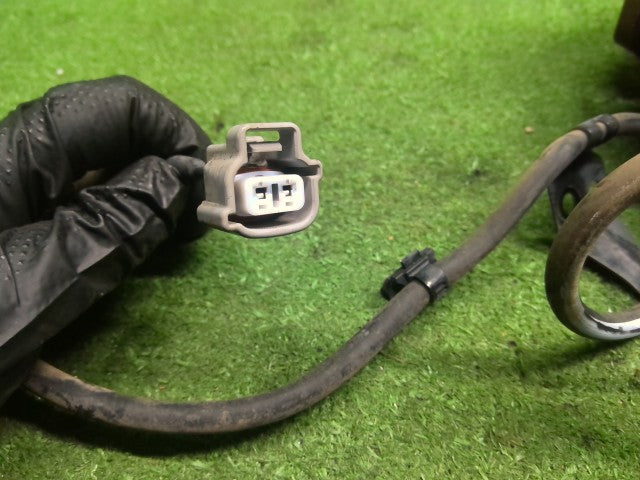 【中古】ピクシス EBD-S331M 左フロントナックルハブＡＳＳＹ 43212-B5041