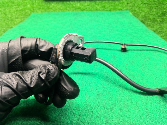 【中古】ピクシス EBD-S331M 右リア用 ＡＢＳセンサー