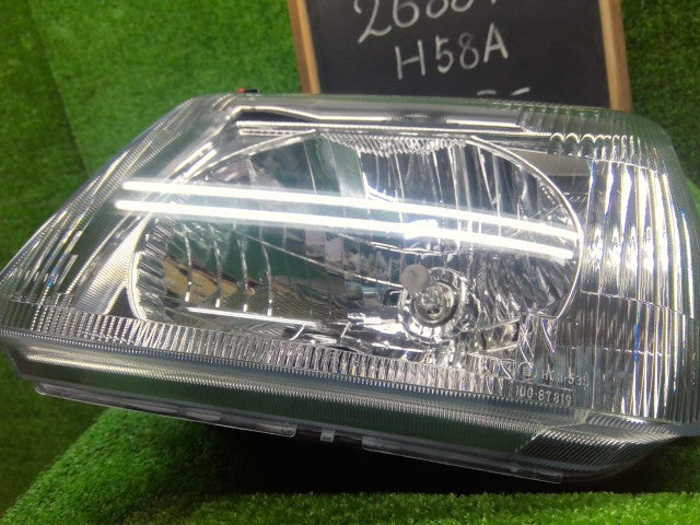 パジェロミニ 左ヘッドランプＡＳＳＹ ABA-H58A 8301A518
