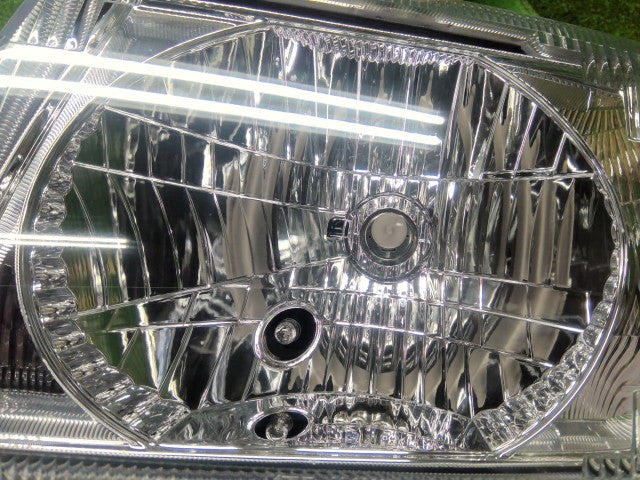 パジェロミニ 左ヘッドランプＡＳＳＹ ABA-H58A 8301A518