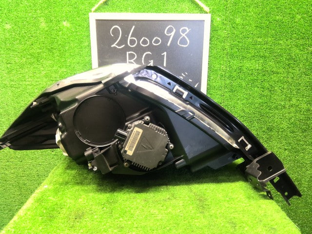 ステップワゴン 右ヘッドランプＡＳＳＹ DBA-RG1 33101-SLJ-J01