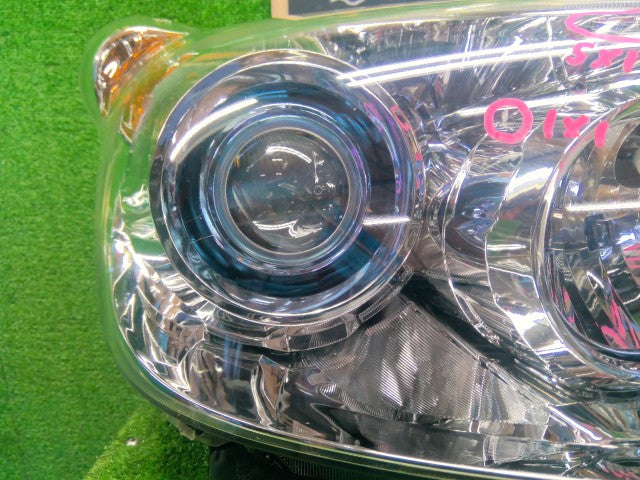 ステップワゴン 右ヘッドランプＡＳＳＹ DBA-RG1 33101-SLJ-J01