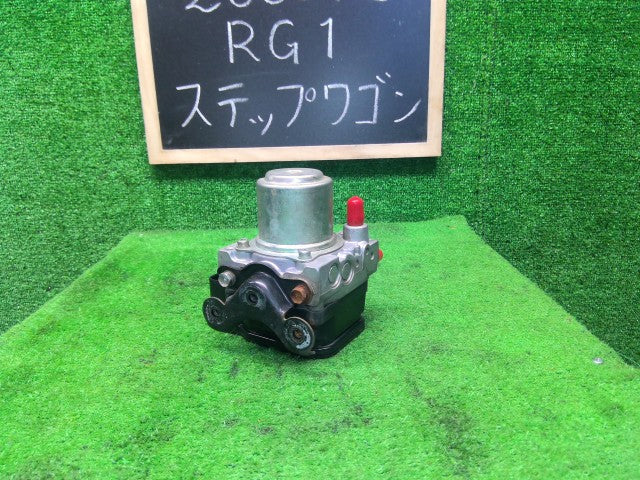 ステップワゴン ＡＢＳアクチュエーター DBA-RG1 57110-SLJ-013