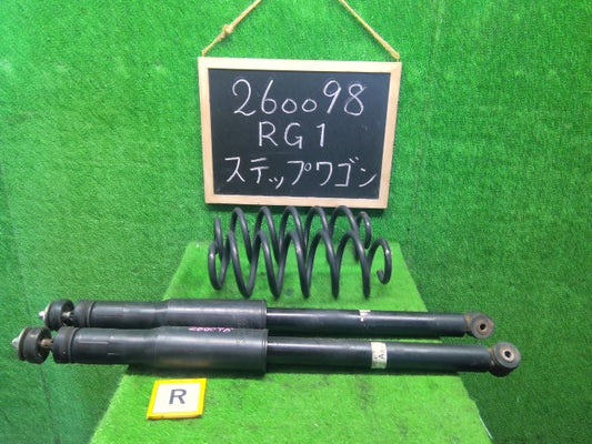 ステップワゴン Ｒストラット・アブソーバーセット DBA-RG1 52610-SLJ-J03