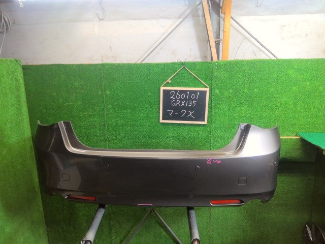 【中古】マークＸ DBA-GRX135 リアバンパーＡＳＳＹ 52159-22750-E0