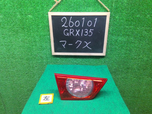 【中古】マークＸ DBA-GRX135 左フィニッシャーパネル 81590-22140