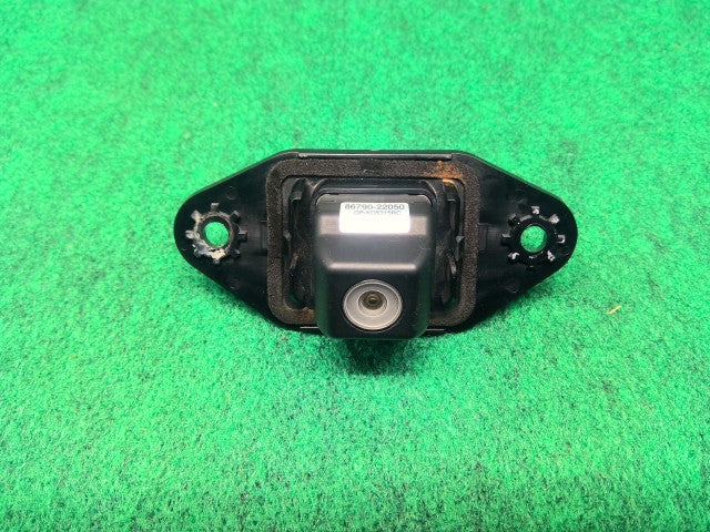 【中古】マークＸ DBA-GRX135 バック カメラ