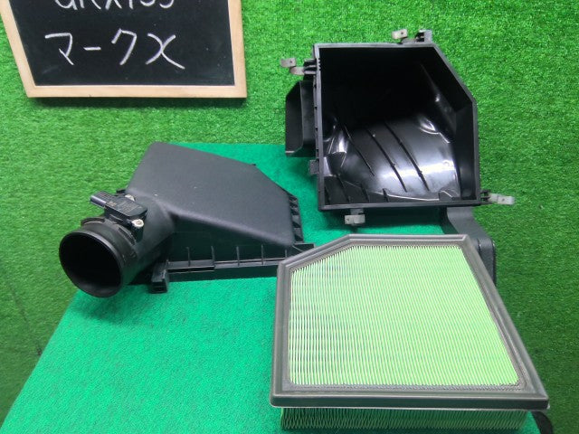 【中古】マークＸ DBA-GRX135 エアクリーナーＡＳＳＹ 17700-31810
