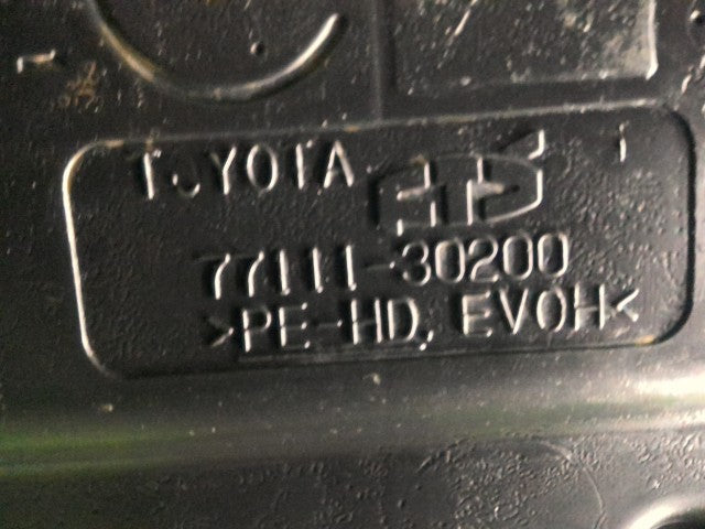 【中古】マークＸ DBA-GRX135 フューエルタンク 77001-30561