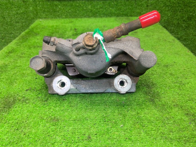 【中古】マークＸ DBA-GRX135 右リアキャリパー 47890-53051