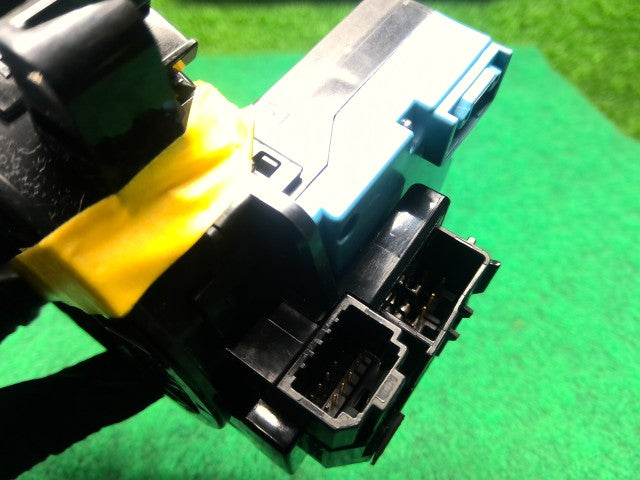 【中古】マークＸ DBA-GRX135 スパイラルケーブル 84307-75010