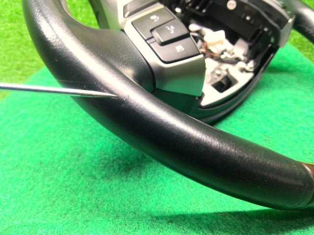 【中古】マークＸ DBA-GRX135 ステアリングホイール 45100-75040-C2