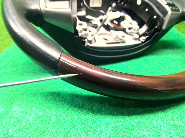 【中古】マークＸ DBA-GRX135 ステアリングホイール 45100-75040-C2